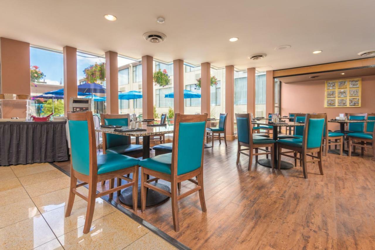 Coast Discovery Inn Кемпбелл-Рівер Екстер'єр фото